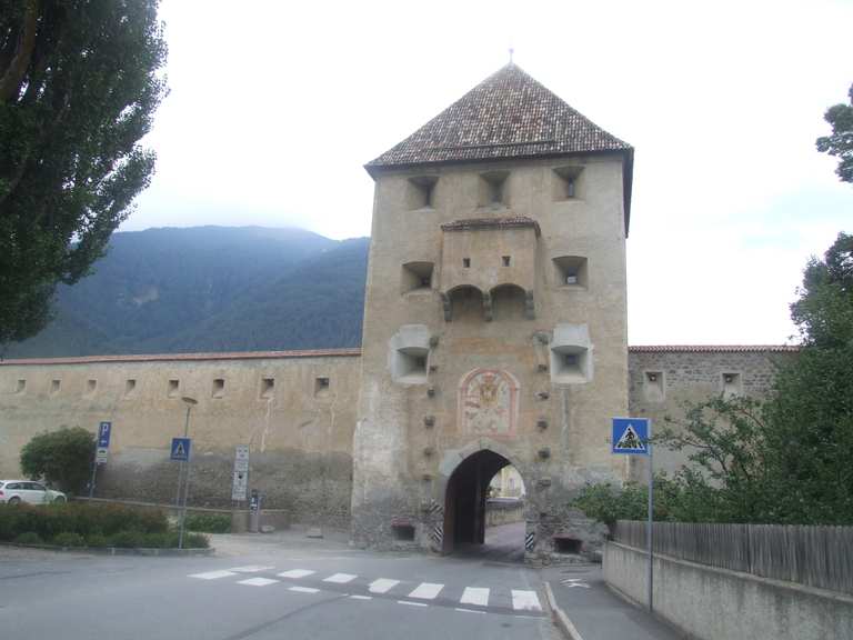 Alte Stadtmauer und Stadttor Glurns : Radtouren und Radwege | komoot