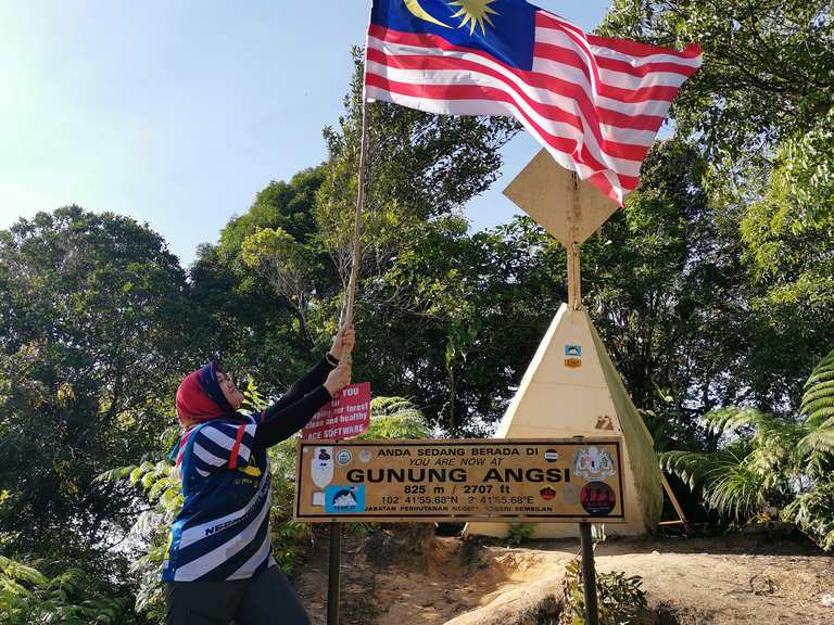 Gunung Angsi Peak: Wanderungen und Rundwege | komoot