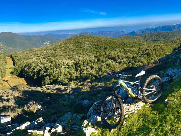 Punta Sebera e Punta Sa Cresia — giro ad anello MountainbikeTour