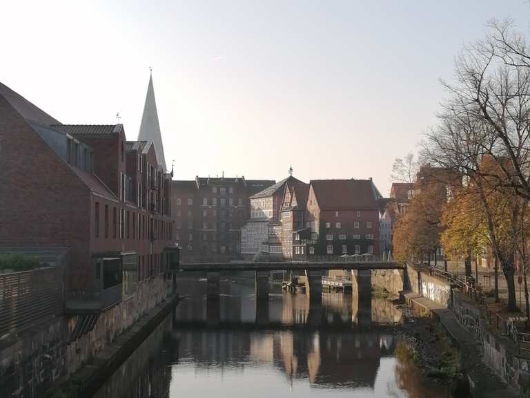 Ilmenau Fluss durch Lüneburg Routes for