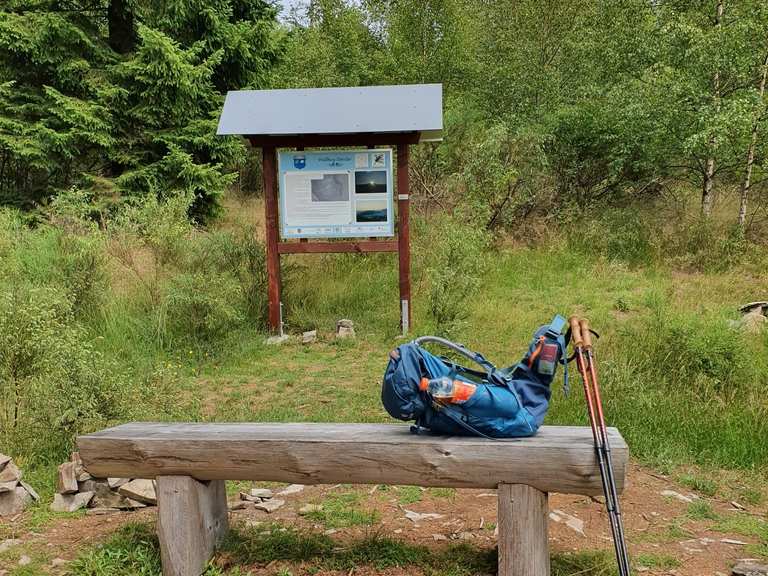 Wallburg Dotzlar Wanderungen und Rundwege komoot