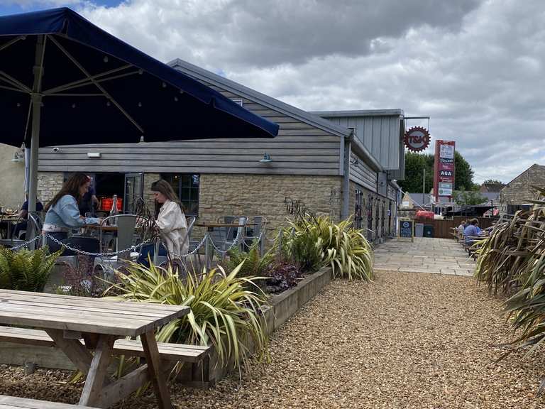 Tap n Kitchen Pub & Restaurant Loop from Oundle hike Komoot