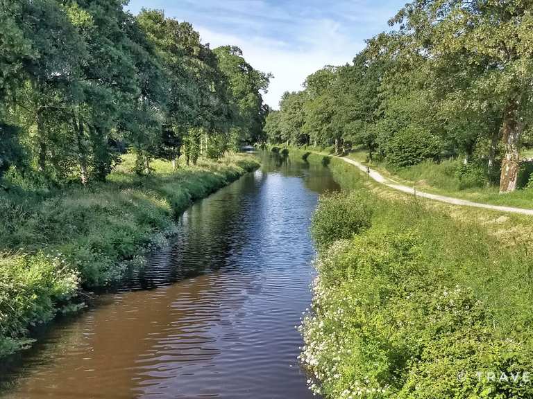 Écluse de Plélauff, Canal de Nantes à Brest Itinéraires vélo et carte