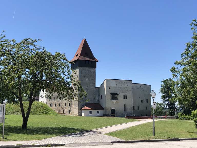 Schloss Ulmerfeld - Cycle Routes and Map | Komoot