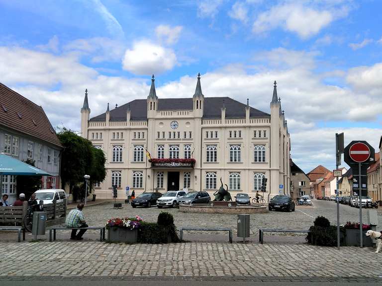 Marktplatz Bützow Wanderungen und Rundwege komoot