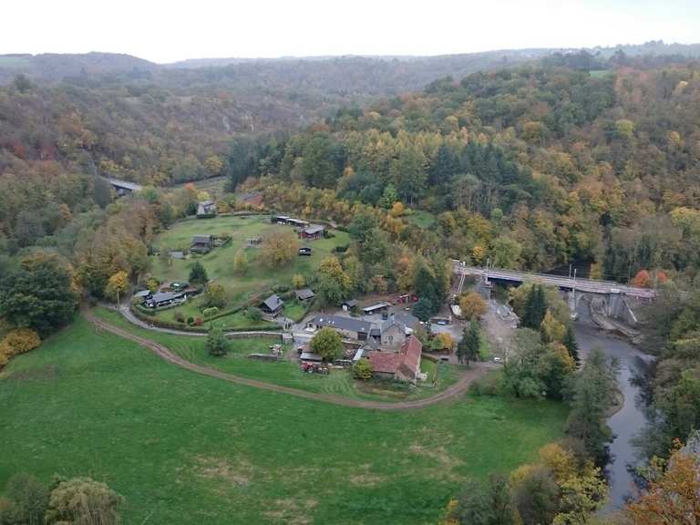 Point de vue sur les aiguilles de Chaleux Itinéraires de rando et