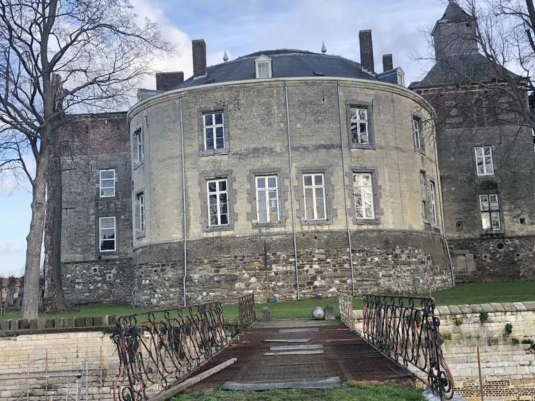 Kasteel Wanderungen und Rundwege komoot