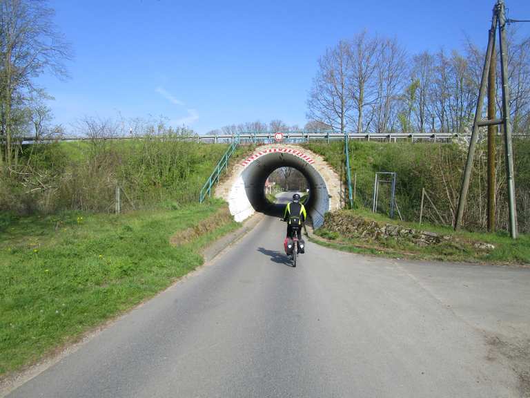 Schoner Weg Nach Borken Busch Haus Fliederbusch Runde Von Heiden Fahrradtour Komoot