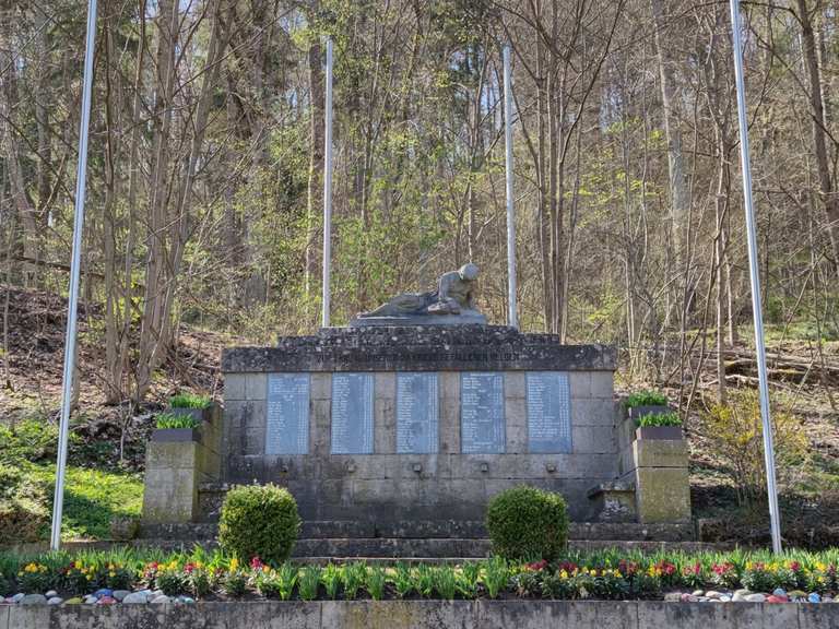 Kriegsdenkmal Wanderungen und Rundwege komoot