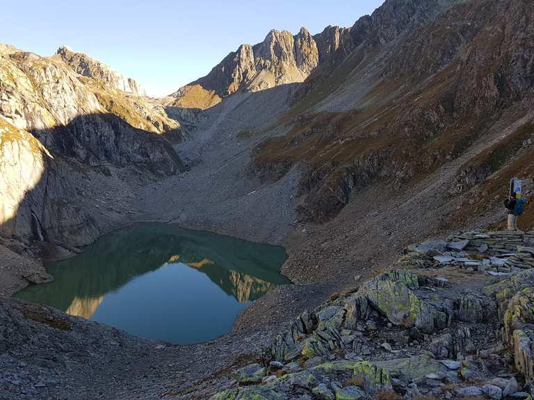 Überm Lago Sfundau - Routes for Walking and Hiking | Komoot