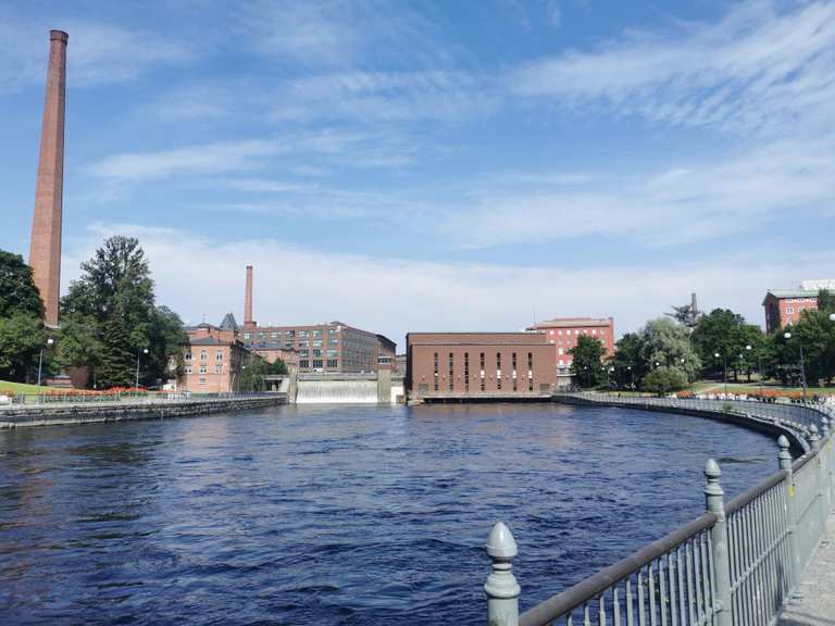 tampere-theater-view-of-the-tammerkoski-loop-from-sorin-aukio-bike