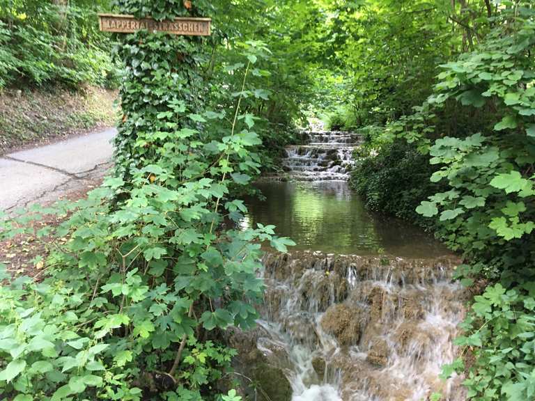 Blick ins Tal – Heubach zu Füßen Runde von Böbingen (Rems