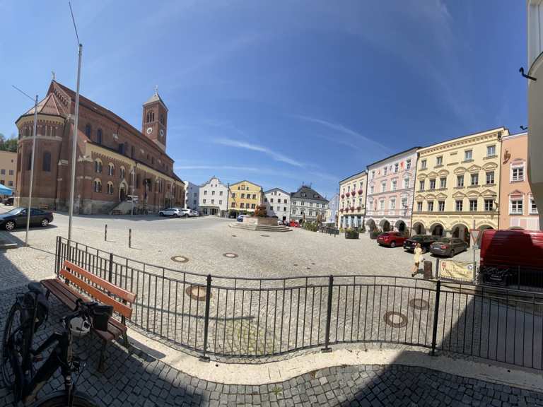 Kraiburg Marktplatz Radtouren und Radwege komoot