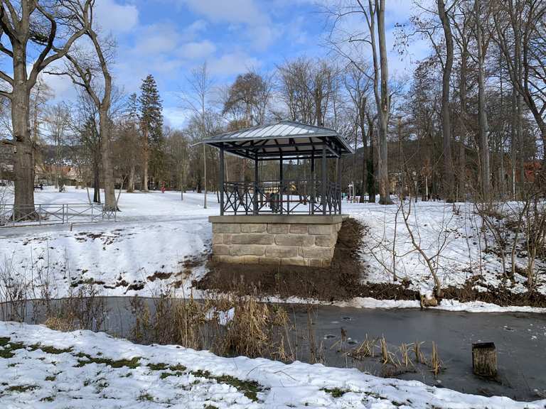 Teiche mit Pavillon im Drackendorfer Park Wanderungen und Rundwege
