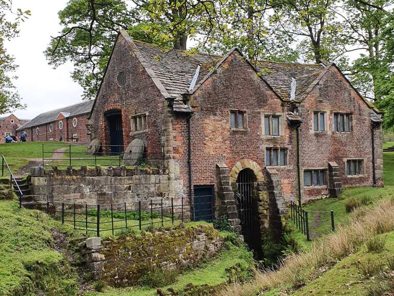 Dunham Massey Routes for Walking and Hiking Komoot