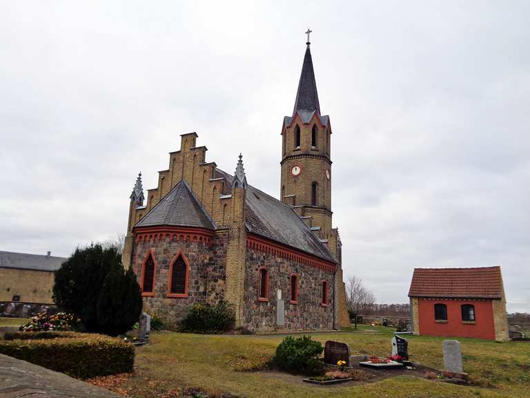 Dorfkirche Plessow Wanderungen und Rundwege komoot