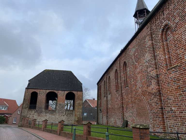 Endjers Landhaus – Upuser Kirche Loop from Gretus-Dirksen-Siedlung