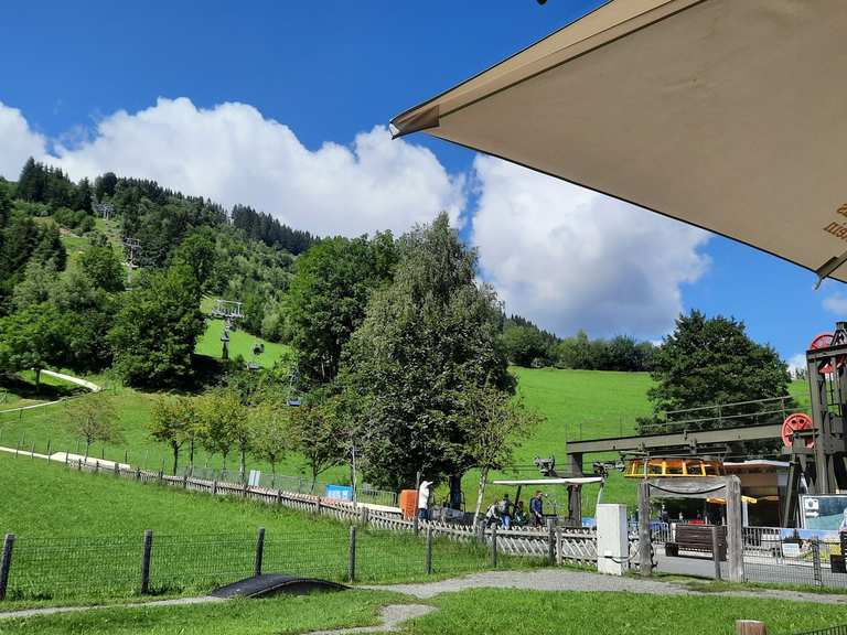 Sommerrodelbahn Am Biberg In Saalfelden Radtouren Und Radwege Komoot