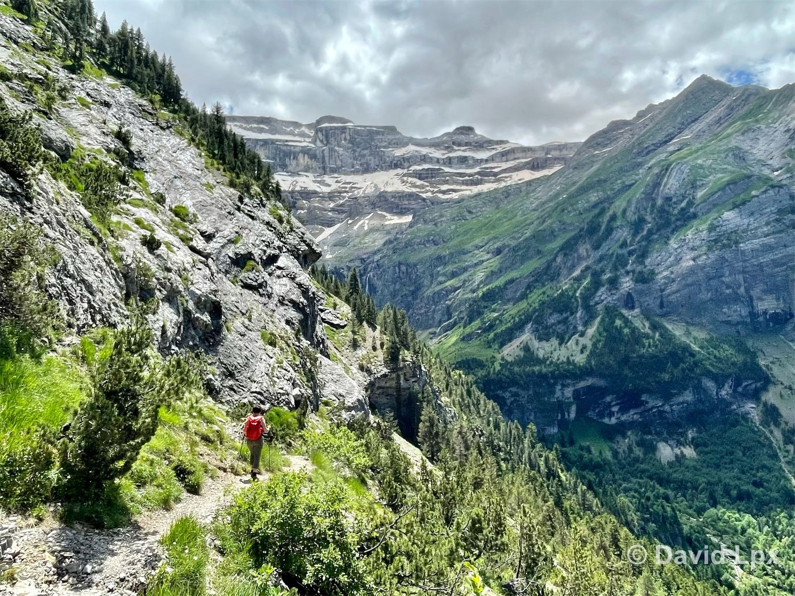 In the heart of the massif – the best hikes in the Central Pyrenees ...