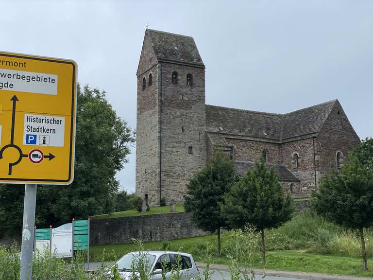 SanktKiliansKirche zu Lügde Radtouren und Radwege komoot