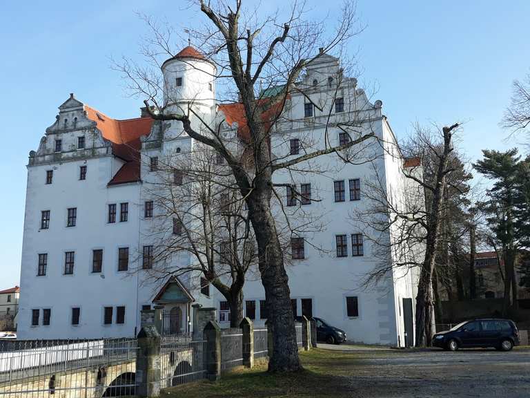 (Zauber)Schloss Schönfeld Wanderungen und Rundwege komoot