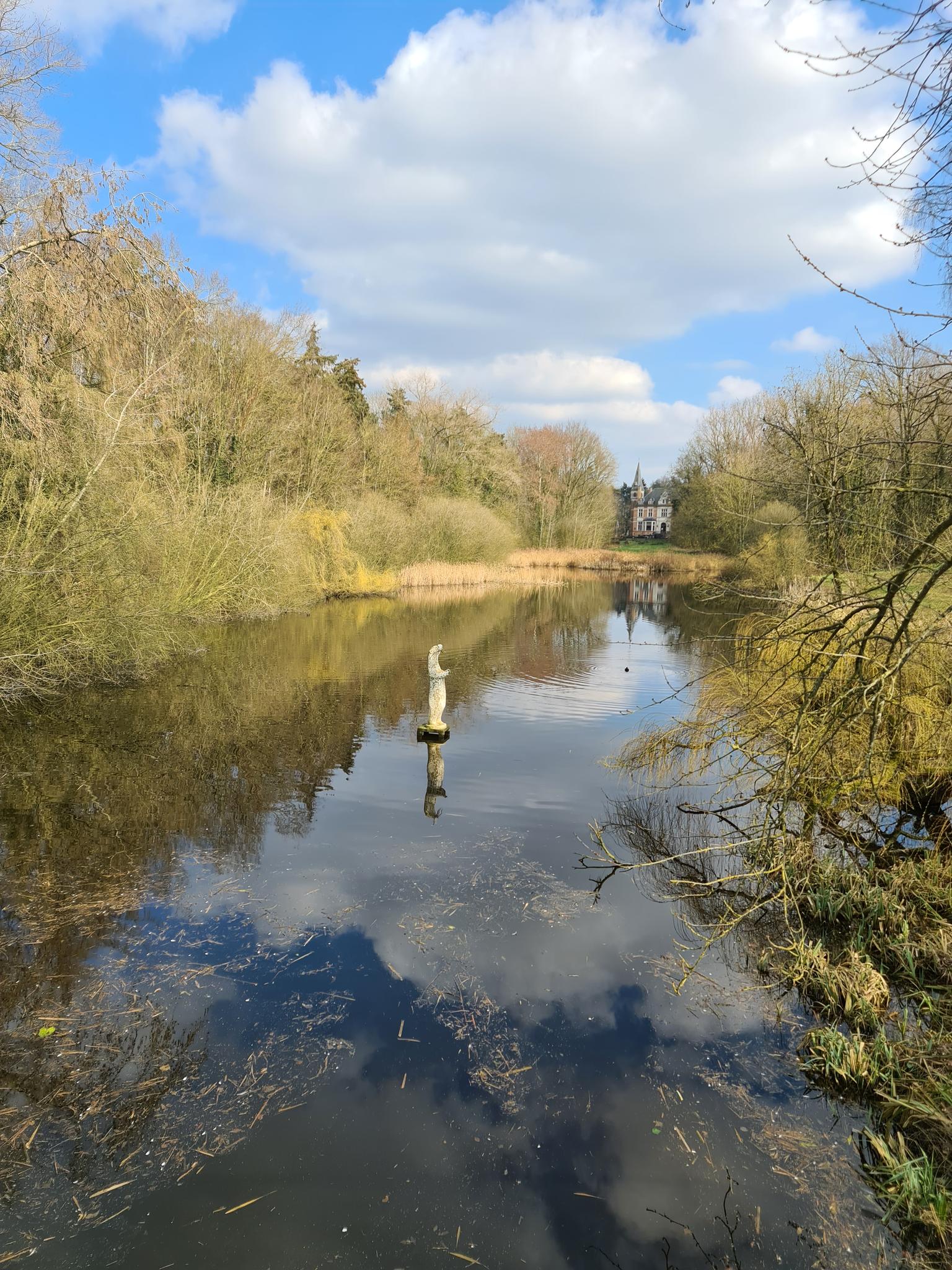 Zicht Op Kasteel De Blankaart Wandelroutes En Hikes | Komoot