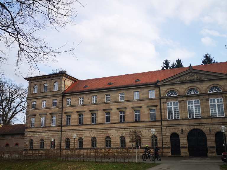 Schloss Burgfarrnbach Radtouren und Radwege komoot