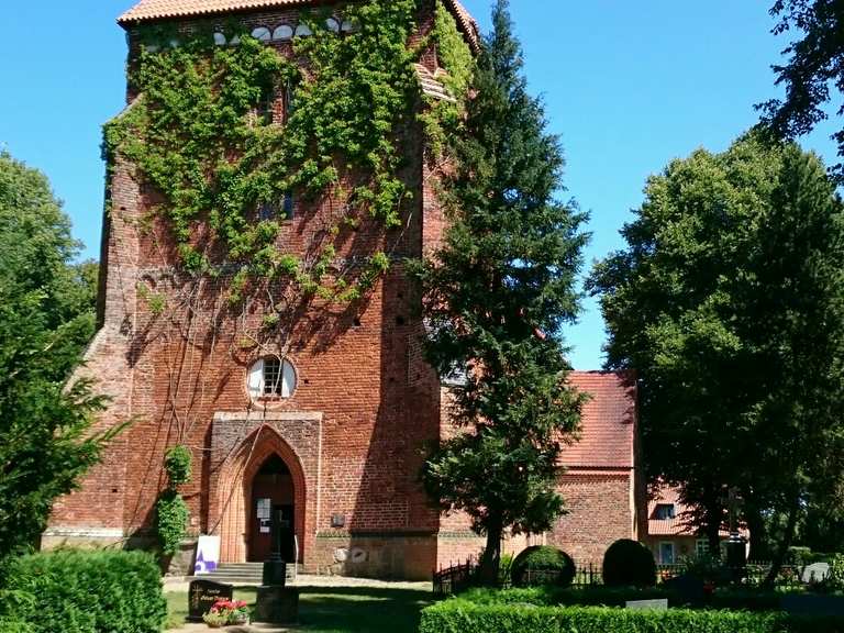 Kirche in Lübow Radtouren und Radwege komoot