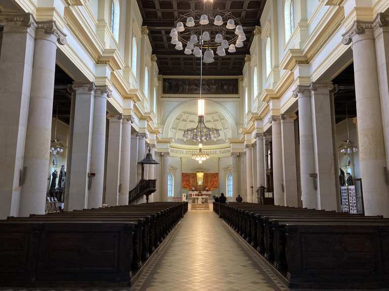 Kathedrale zum Göttlichen Erlöser Wanderungen und Rundwege komoot