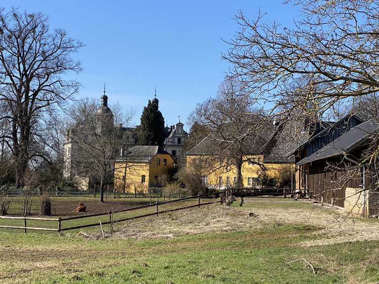 Burg Kriegshoven Wanderungen und Rundwege komoot