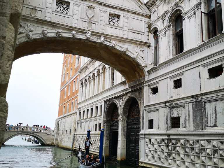 The Bridge of Sighs: All About Venice's Most Famous Bridge - Through  Eternity Tours