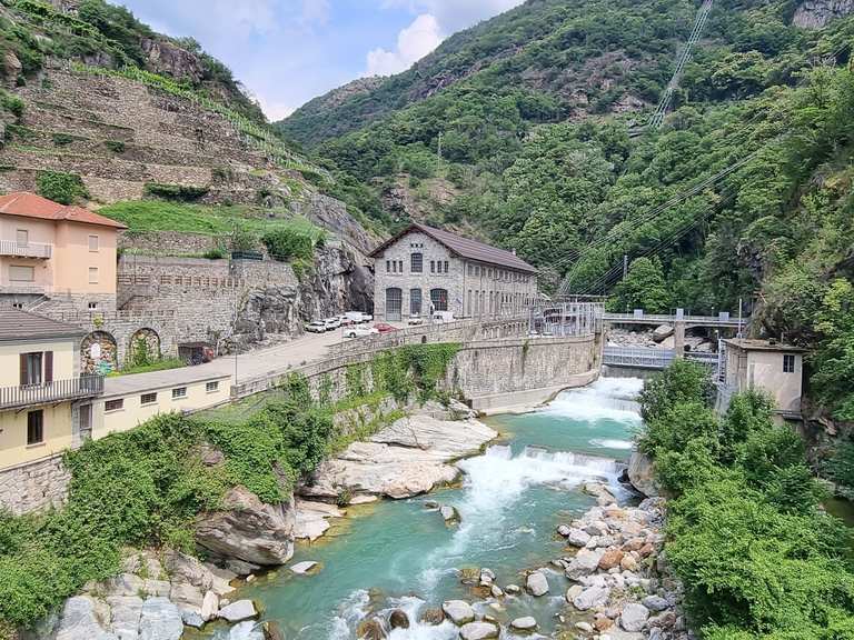 Ponte "del Diavolo" (Ponte Romano) - Pont-Saint-Martin ...