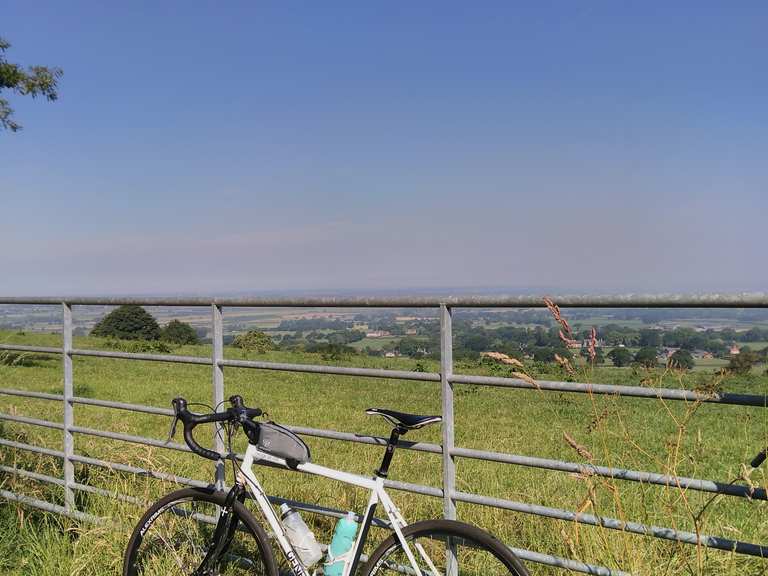 Lock Lane Bridge Parbold hill top! Loop from Longton road ride Komoot