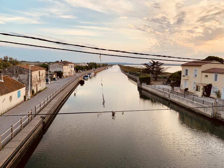 Lunel La grande Motte Cabanes de Lunel Loop from Point Zéro bike