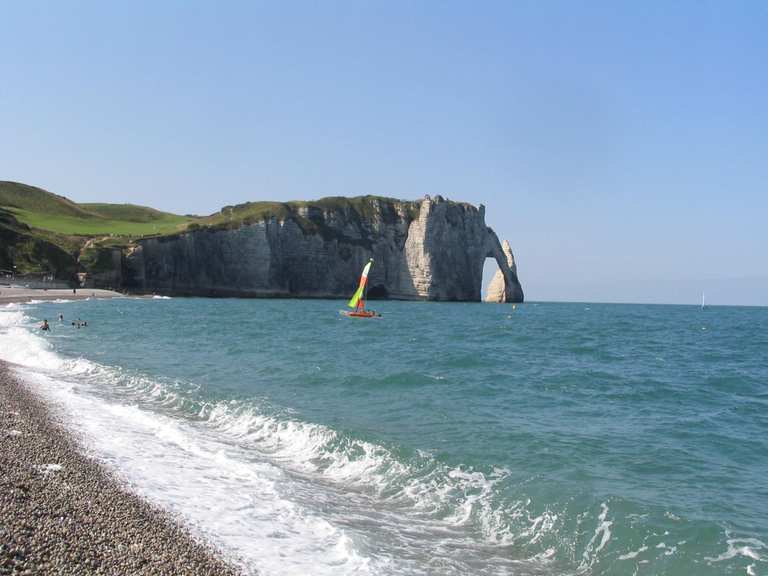 Cliffs of Étretat Routes for Walking and Hiking | Komoot