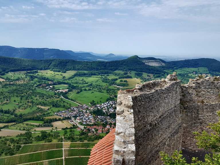 Komoot-Vorschau: Burg Hohenneuffen – Wander- & Radrouten | Komoot