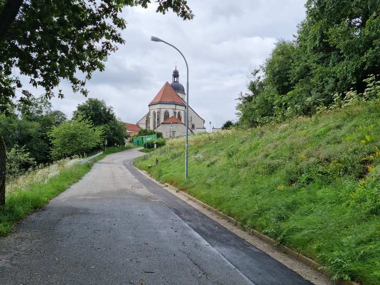 Bogenberg & Wallfahrtskirche – Lippweg Runde von Bogen | Wanderung | Komoot
