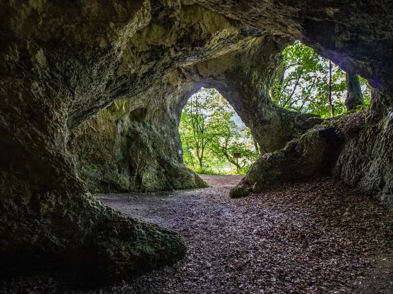 Rote Brunnen Höhle: Wanderungen und Rundwege | komoot