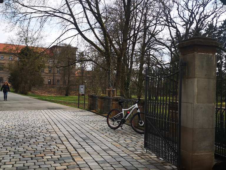 Schloss Burgfarrnbach Radtouren und Radwege komoot
