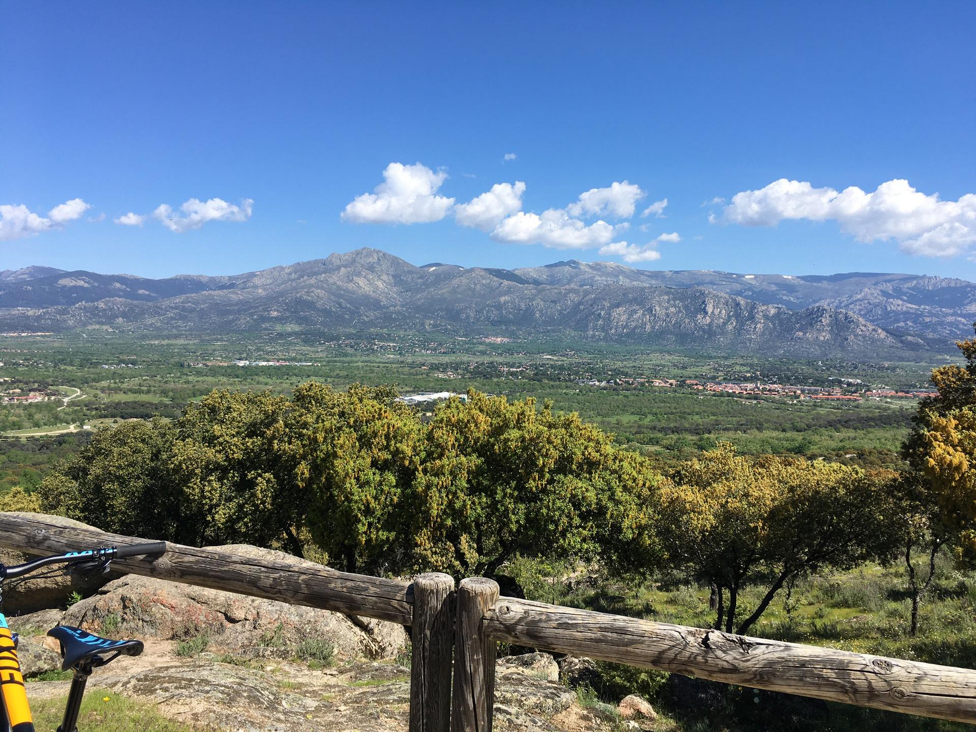 The 11 Most Amazing Peaks around El Escorial | Komoot