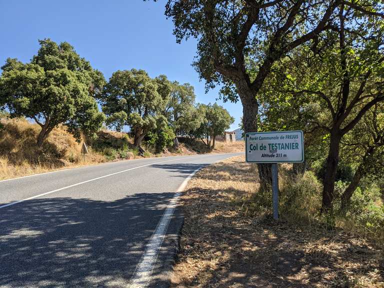 Col de Testanier – Steile Serpentine Runde von Fréjus | Rennrad-Tour