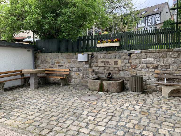 Pferdebrunnen in Osterwald Wanderungen und Rundwege komoot