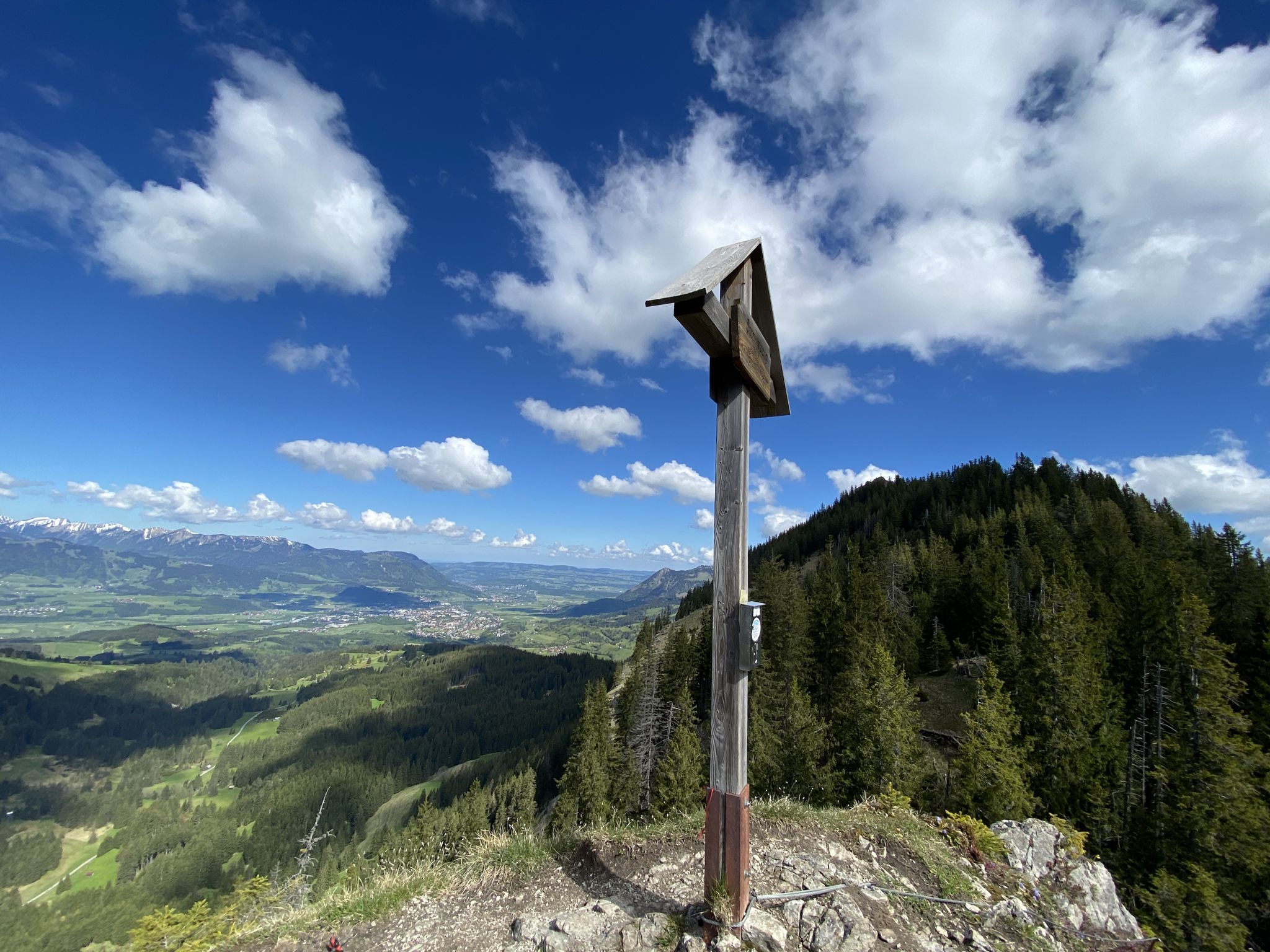 Gipfel des Strausbergs – Straßberger Alpe Runde von Imberg | Bergtour ...
