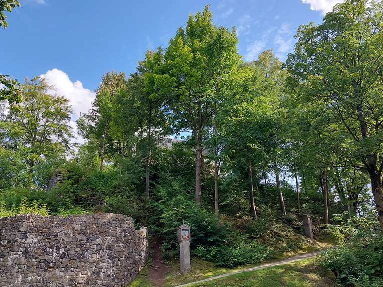 Basaltkegel Parkstein und Vulkanerlebnis-Museum – Wander- & Radrouten ...