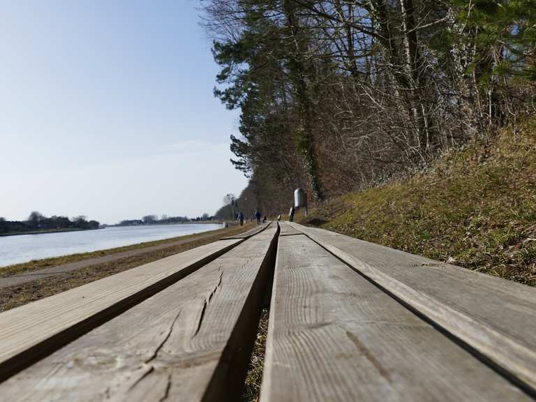 Längste Bank der Welt Wanderungen und Rundwege komoot