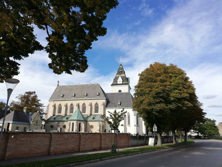 Pfarrkirche Großengersdorf Radtouren und Radwege komoot