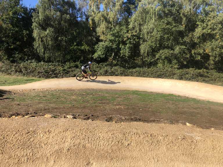 Northampton Bike Park. MountainbikeTouren und Trails komoot