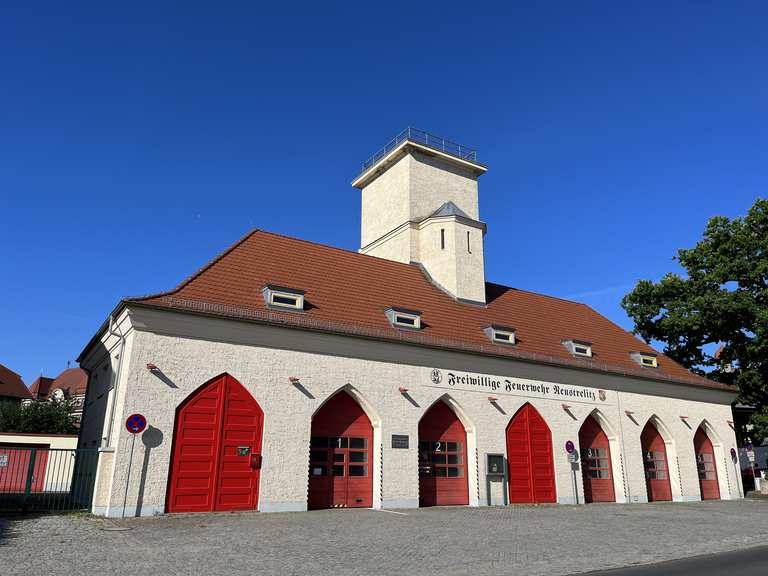 Freiwillige Feuerwehr Neustrelitz: Wanderungen und Rundwege | komoot