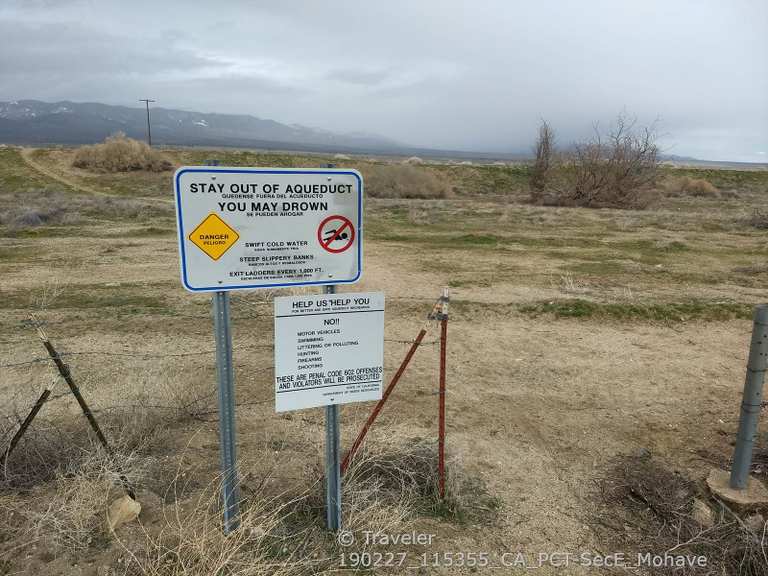 PCT gate to the California Aqueduct trail Routes for Walking and Hiking ...