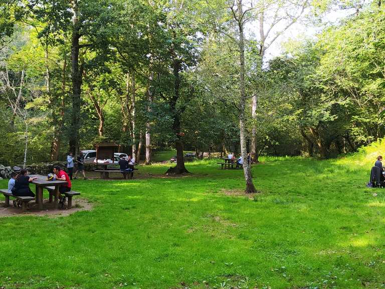 Villamayor Area recreativa Villamayor El Chorrón. Radtouren und